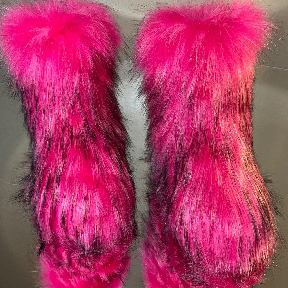 Pink Vegan Fur Boots size 6.5, 7